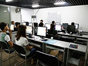 学习气氛浓厚的课堂